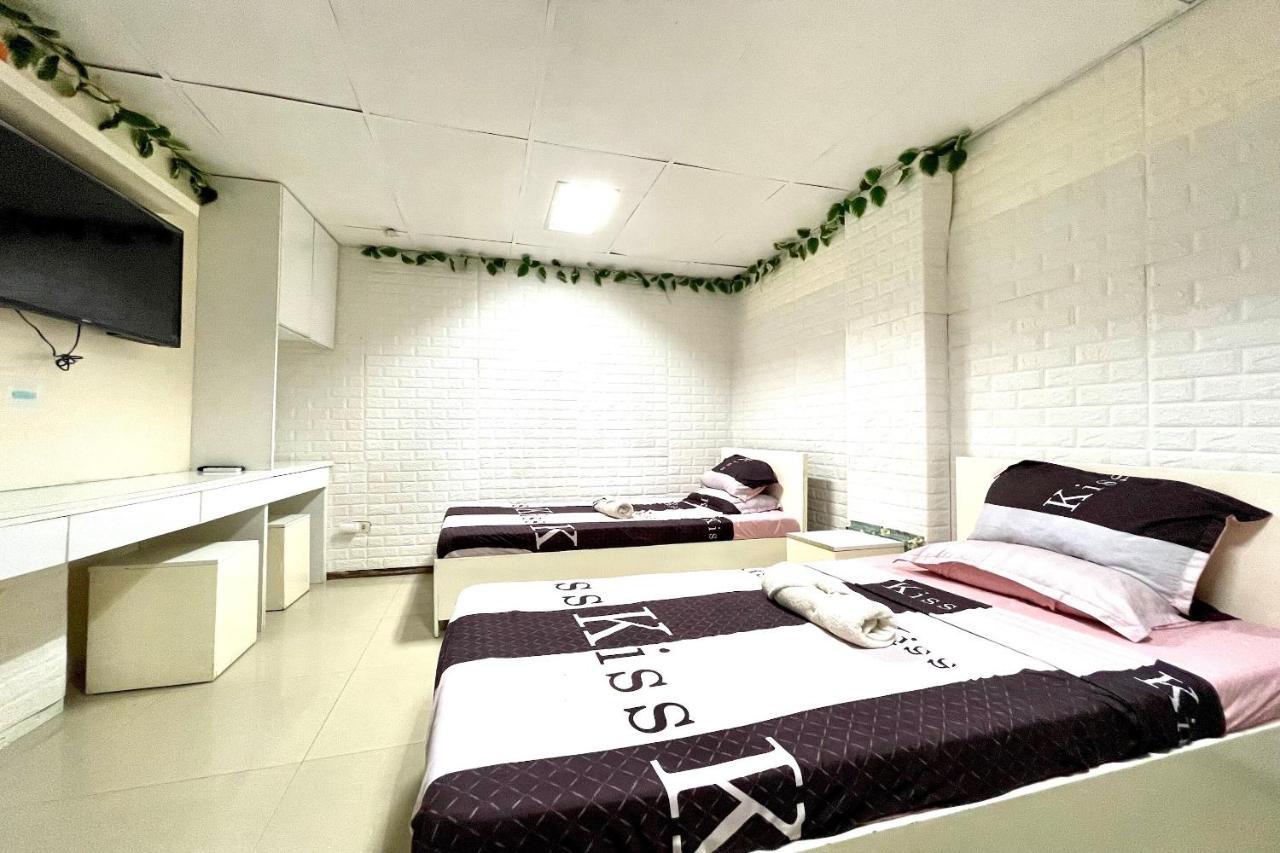 Oyo 910 Sabaidee Suites Mandawe Exterior photo